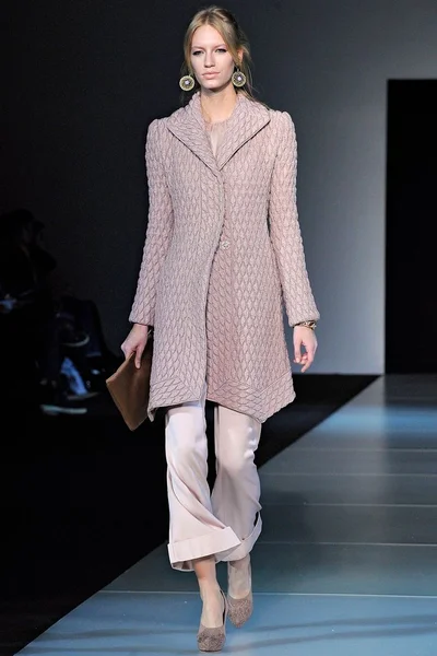 Look 5